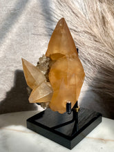 Load image into Gallery viewer, Calcite - Pugh Quarry, Ohio C
