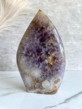 Load image into Gallery viewer, Amethyst Carnelian Agate crystal flame carving front
