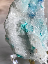 Load image into Gallery viewer, Shattuckite crystal, Shattuckite and Quartz mineral specimen, Shattuckite in Quartz, details
