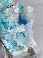 Load image into Gallery viewer, Shattuckite crystal, Shattuckite and Quartz mineral specimen, Shattuckite in Quartz, close up
