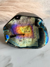 Load image into Gallery viewer, labradorite crystal, labradorite freeform, rainbow labradorite, front
