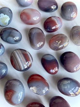 Load image into Gallery viewer, Sashe River Agate Tumbles
